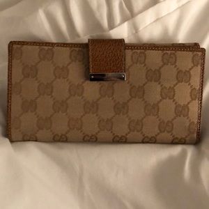 Gucci wallet - Authentic